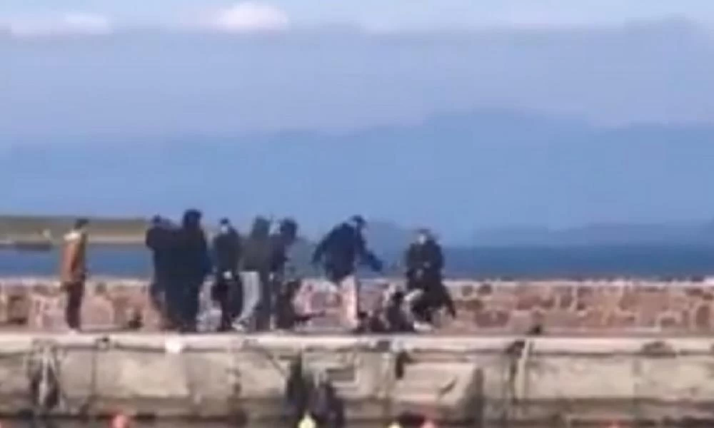 Εκρηκτικό το κλίμα στα νησιά: Βίντεο από επίθεση σε μέλη ΜΚΟ στη Λέσβο